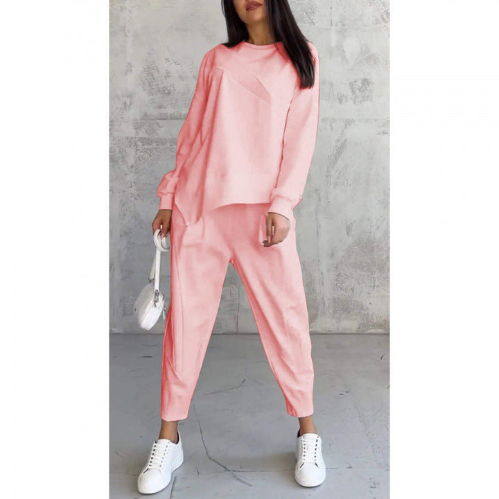 gemütlich | Set aus einem langärmeligen Sweatshirt mit unregelmäßigem Saum und einer Hose für Damen