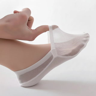 Nael Berlin – Unsichtbare Socken
