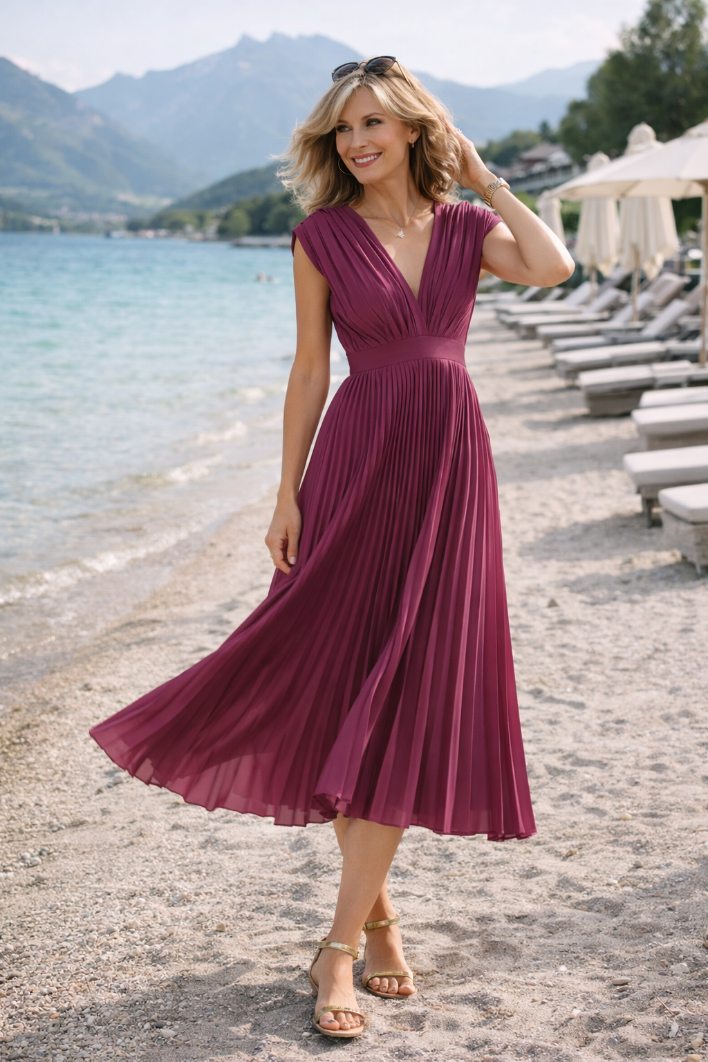 Anja – Plissiertes Midikleid mit V-Ausschnitt