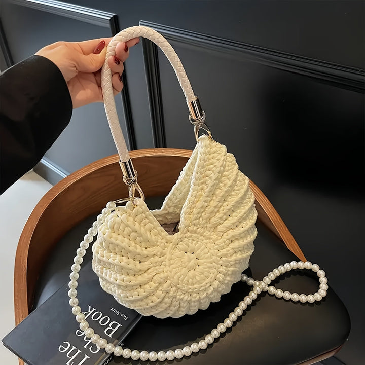 Tamara – Geflochtene Tote-Bag mit Kettenriemen – Cremeweiß