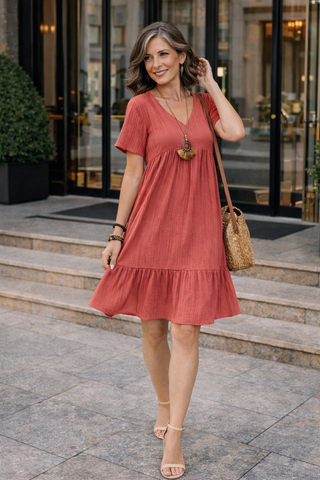 Carina – Figurumschmeichelndes Kleid