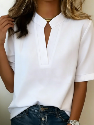 Karina | Schicke Bluse mit V-Ausschnitt und goldenen Details