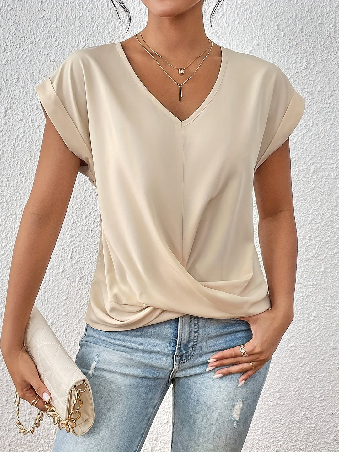 Sina | T-Shirt mit Sweetheart-Ausschnitt