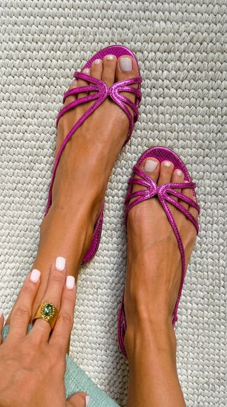 Ginevra | Elegante Goldene Sandalen für den Sommer