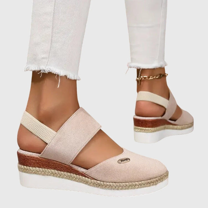 Antonia - Orthopädische Sandalen mit Plattform