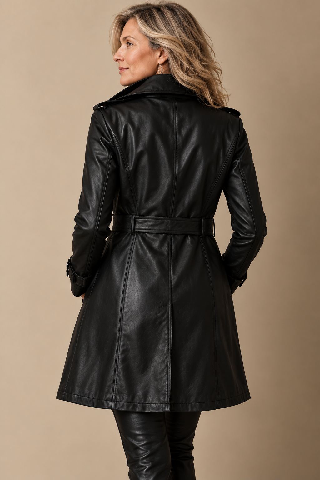 Charlotte™ | Lange Damen-Lederjacke aus Kunstleder mit Fellkragen