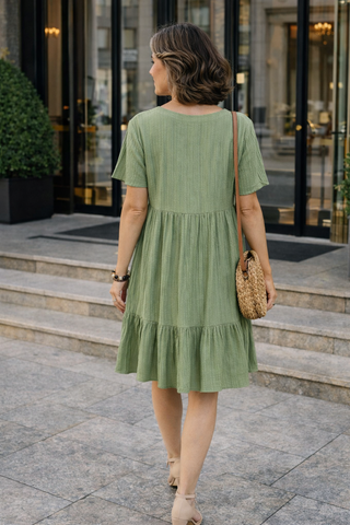 Carina – Figurumschmeichelndes Kleid