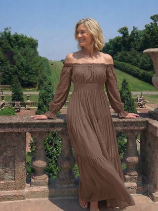 Adira | Off-Shoulder Smock-Maxikleid