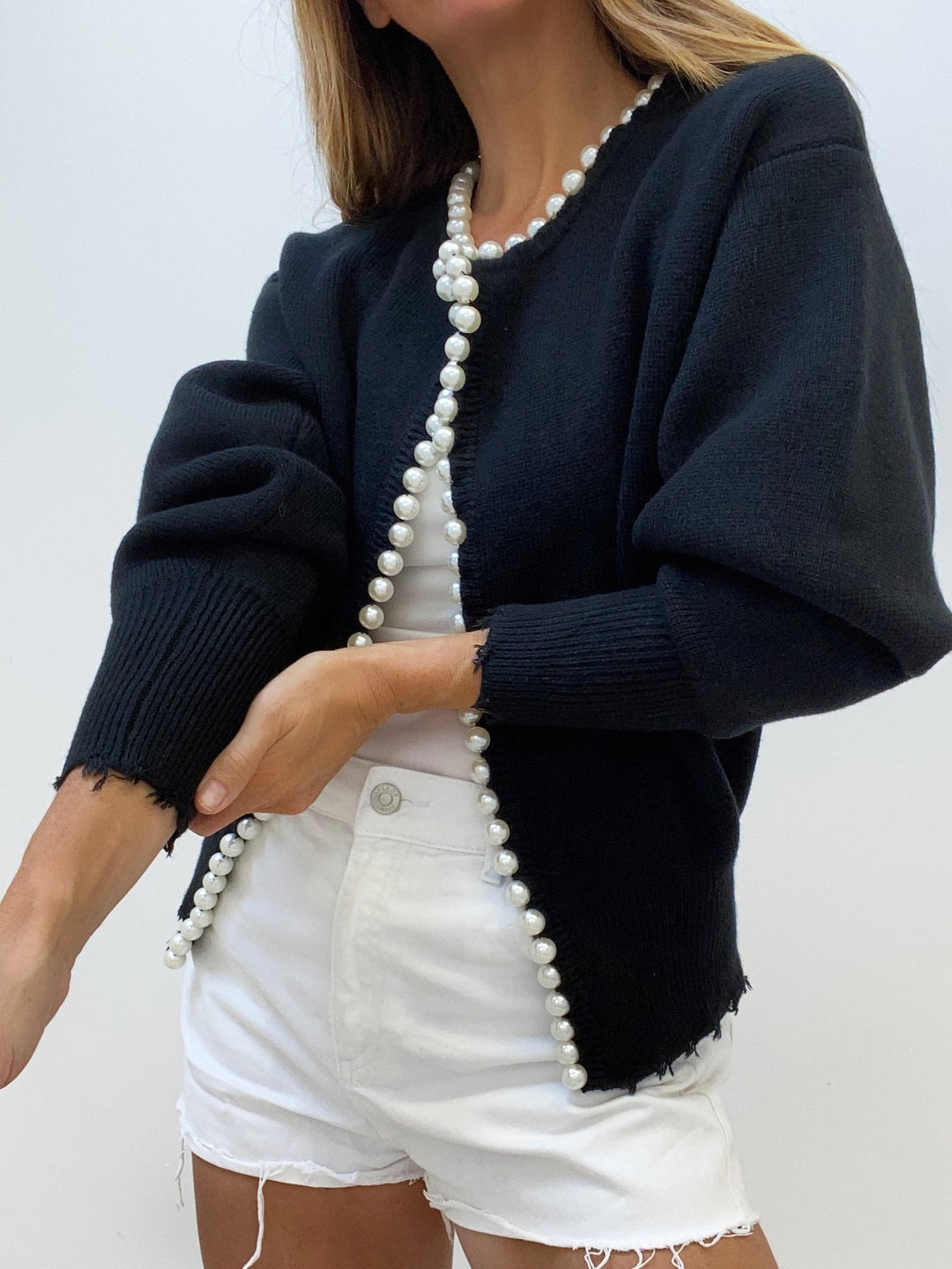 Strickjacke mit Perlenbesatz