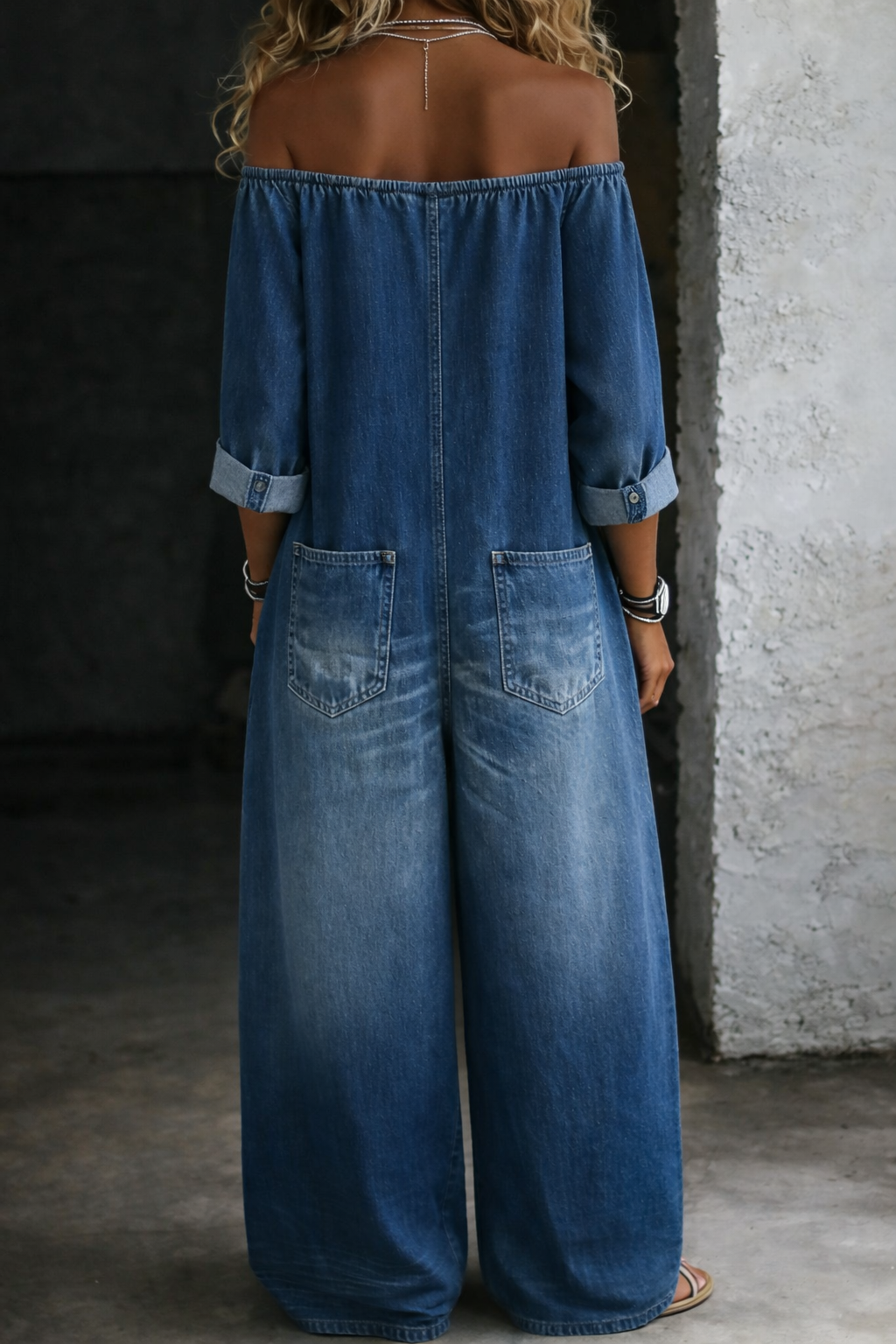 Elena | Schulterfreier Jumpsuit mit langen Ärmeln