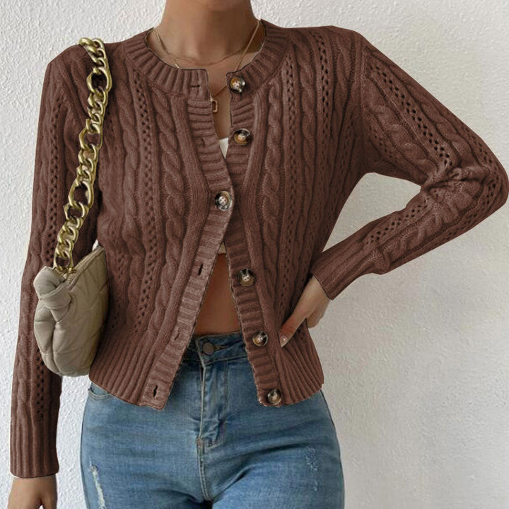 Cropped Zopfmuster-Strickjacke mit Knopfleiste