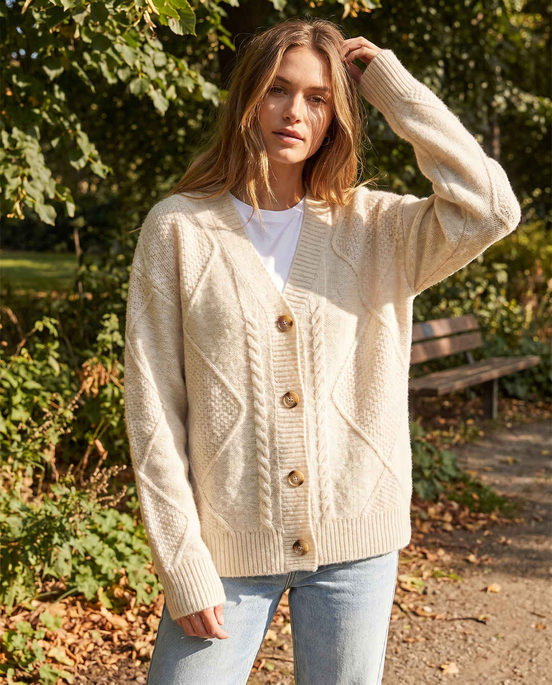 Zopfmuster-Strickjacke mit Knopfleiste – Klassischer Strickpullover