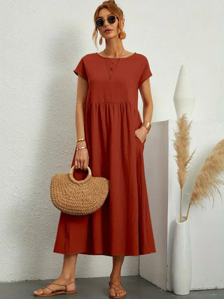 Gabrielle | Fließendes Midi-Kleid zeitloser Eleganz