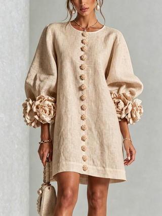 Blumen-Minikleid mit Knopfleiste und auffälligen Blüten-Manschetten