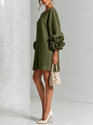 Blumen-Minikleid mit Knopfleiste und auffälligen Blüten-Manschetten