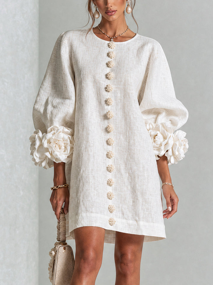 Blumen-Minikleid mit Knopfleiste und auffälligen Blüten-Manschetten