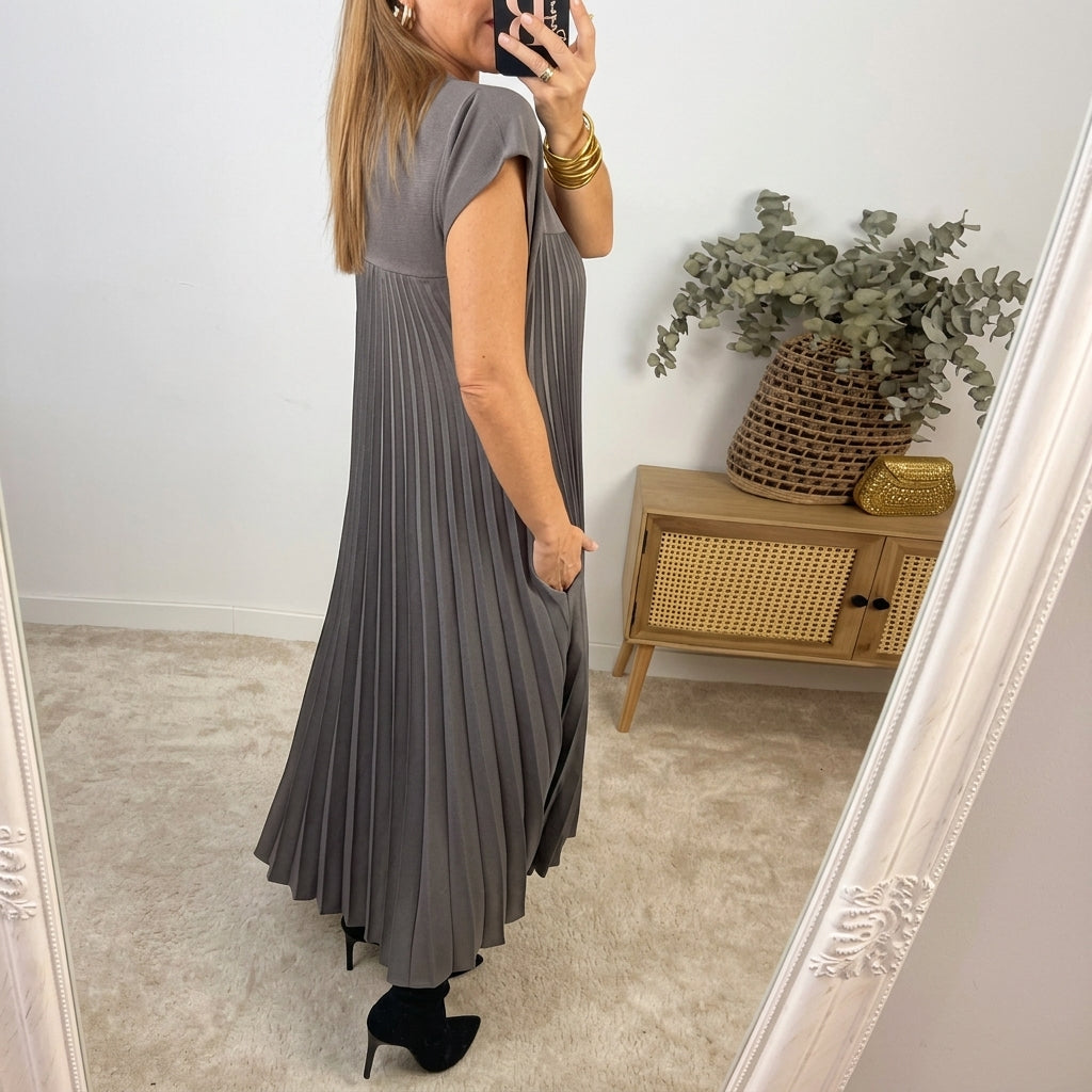 Ana | Zeitloses Komfortkleid