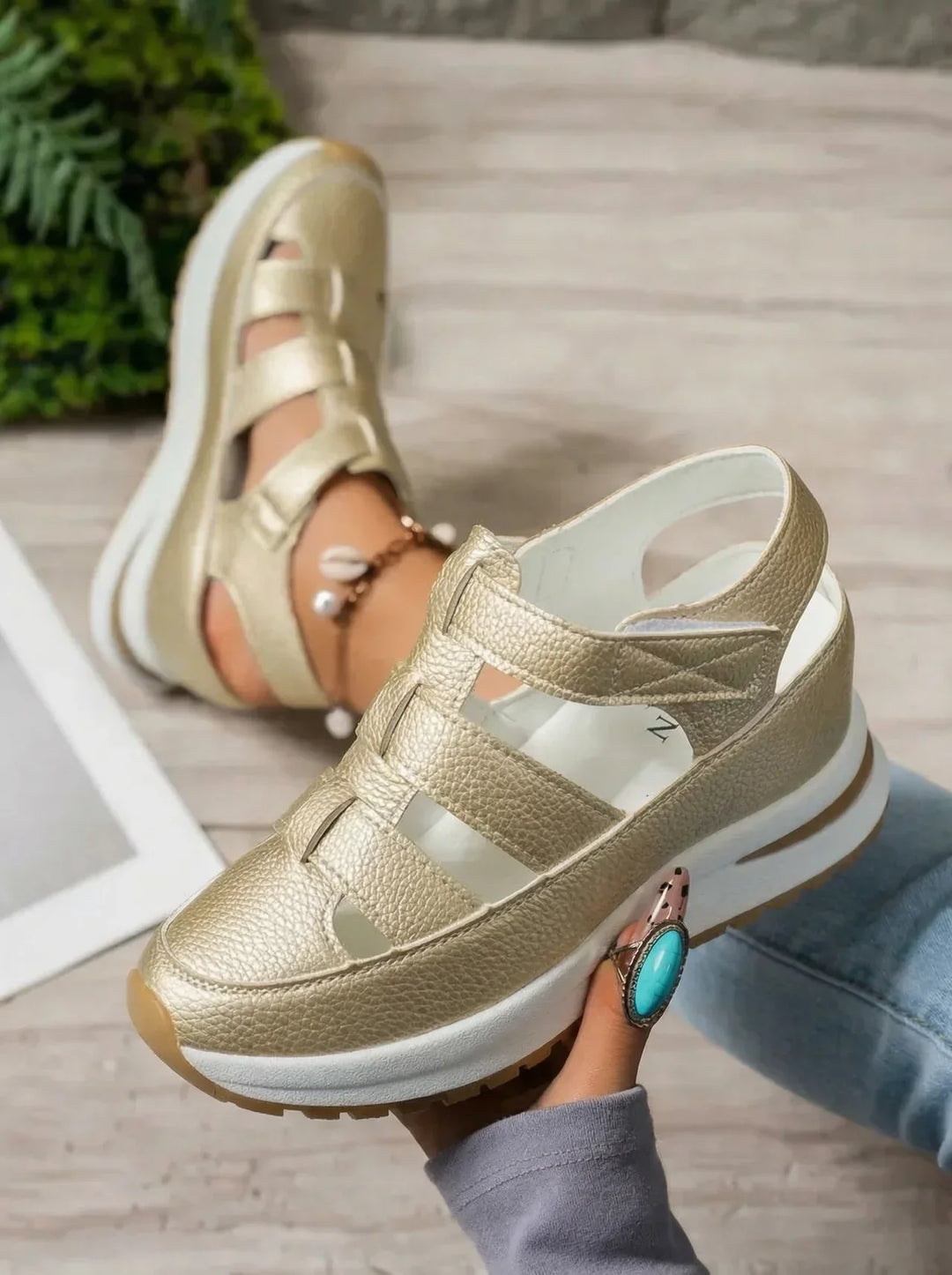 Duna | Bequeme Keilsandalen für Damen