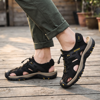 AirTrek — Hybrid-Sportsandalen mit Zehenschutz