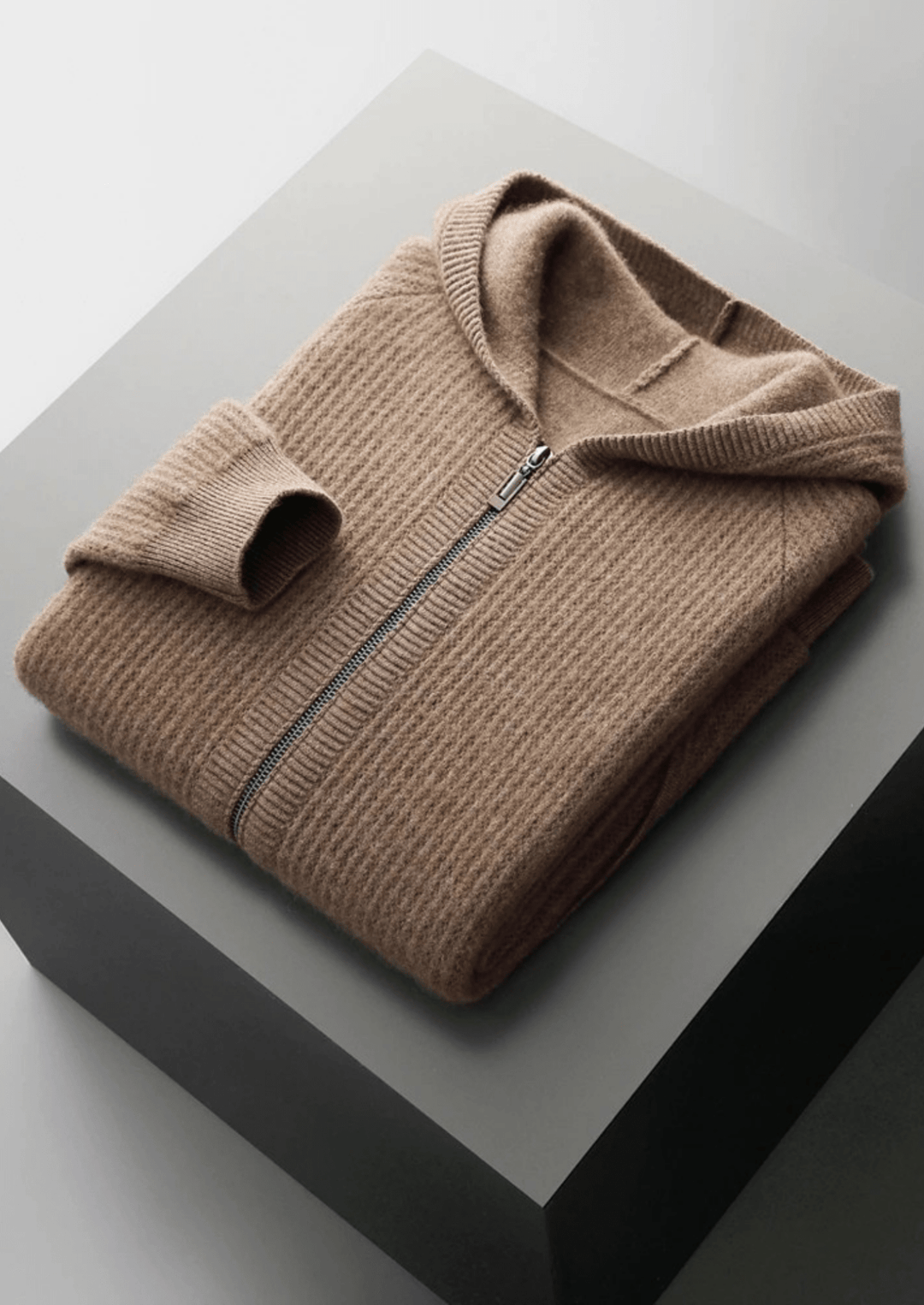 Nael Berlin | Merino Zip-Hoodie aus extra feiner Merinowolle
